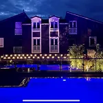 Hotel Logis Blue Garden 3*