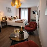 Logis Blue Garden 3*