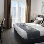 Logis Blue Garden Hotel