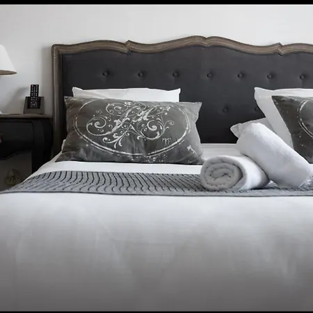 Logis Blue Garden Hotel