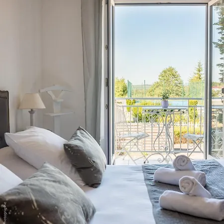 Hotel Logis Blue Garden Grandvillers