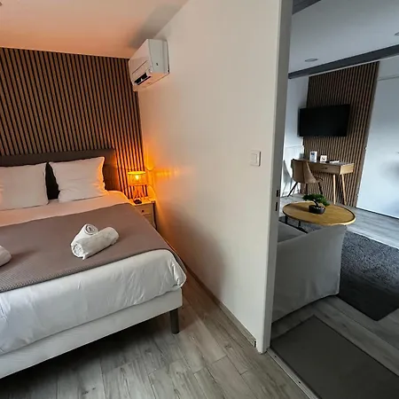 Logis Blue Garden Hotel Grandvillers