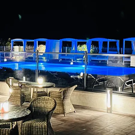 Hotel Logis Blue Garden Grandvillers