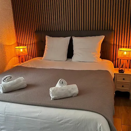 Logis Blue Garden Hotel