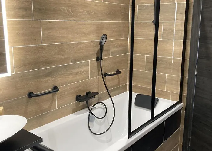 Logis Blue Garden Hotel Grandvillers