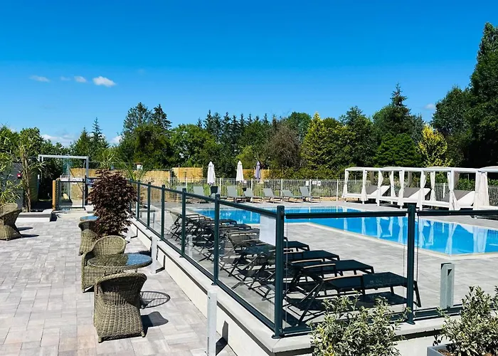 Logis Blue Garden 3*