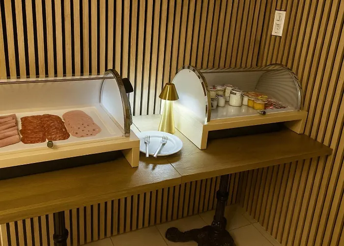 Hotel Logis Blue Garden Grandvillers