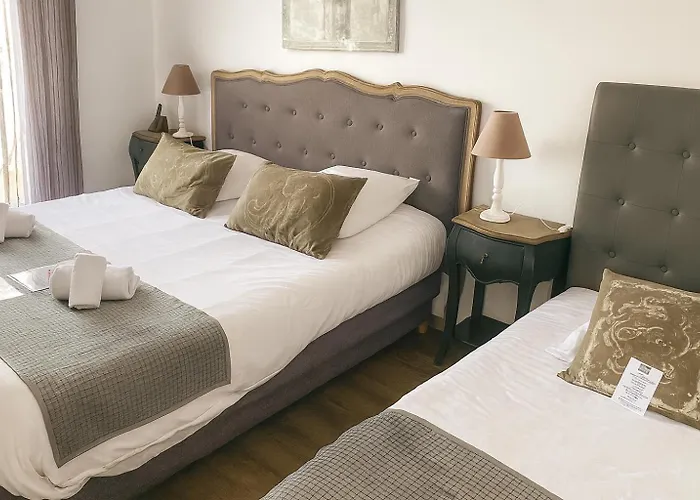 Logis Blue Garden Отель Grandvillers