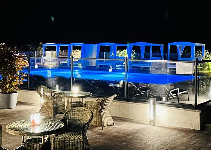 Hotel Logis Blue Garden Grandvillers