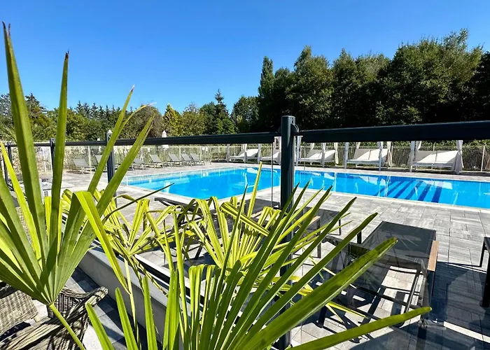 Отель Logis Blue Garden