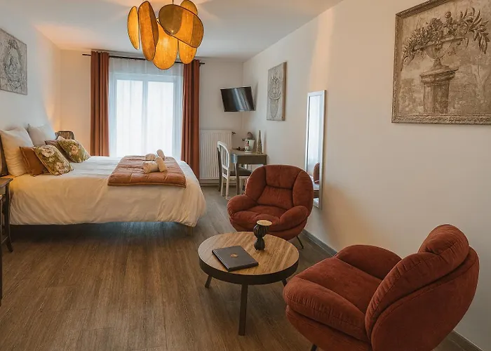 Logis Blue Garden 3*