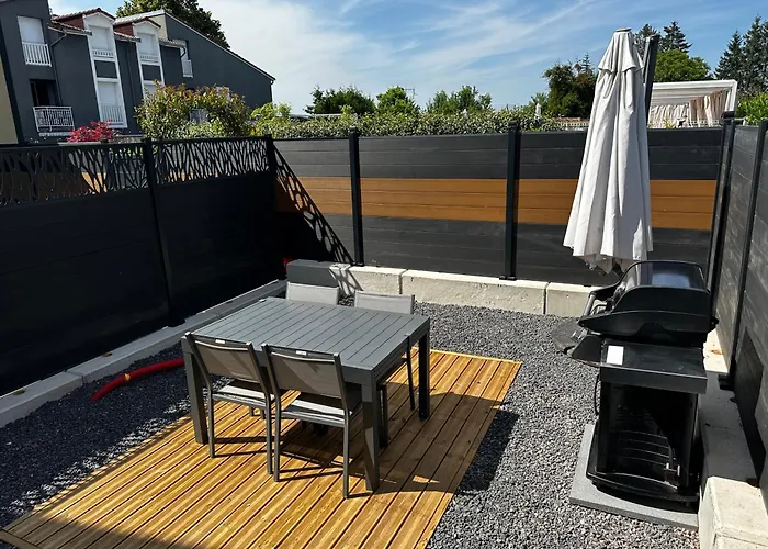 Logis Blue Garden 3* Grandvillers