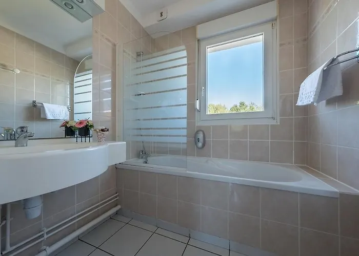 Logis Blue Garden 3* Grandvillers